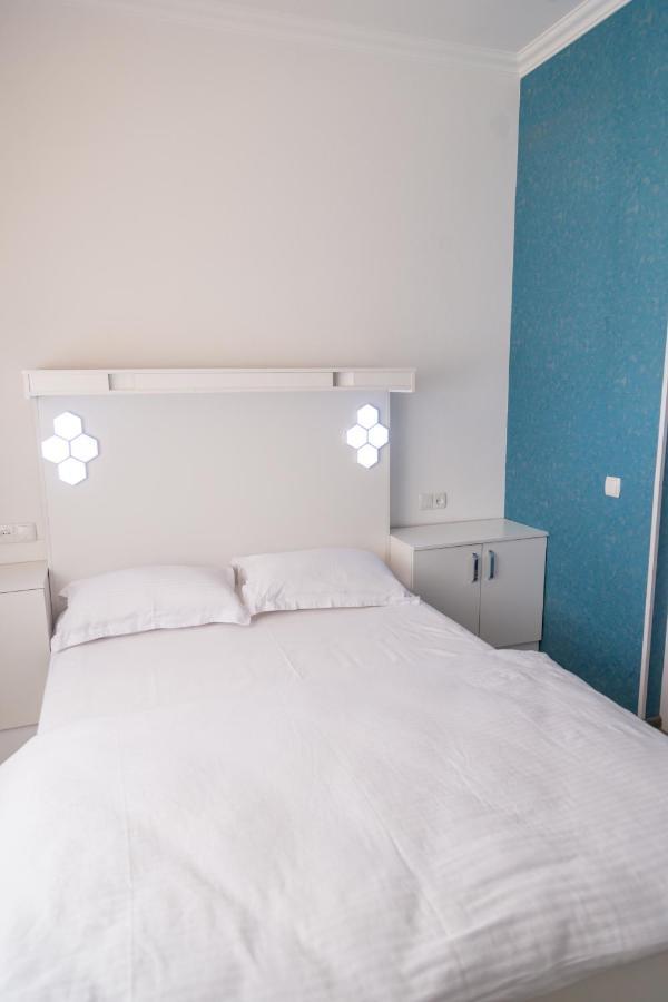 Manija Hostel Samarkand Eksteriør billede